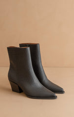 Miley Boot in Black