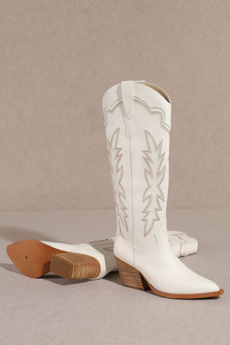 Nashville Boot in White