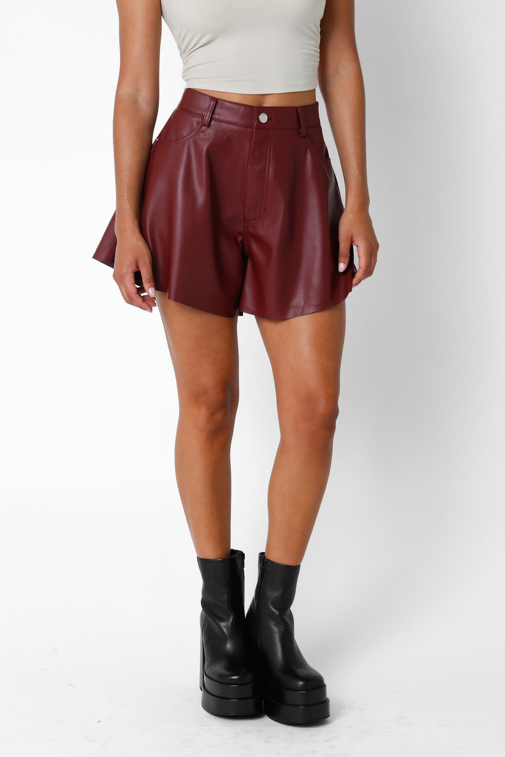 Set Apart Short in Burgundy