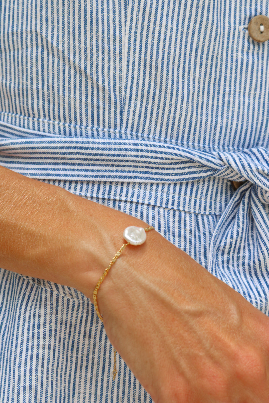 Single Pearl Bracelet